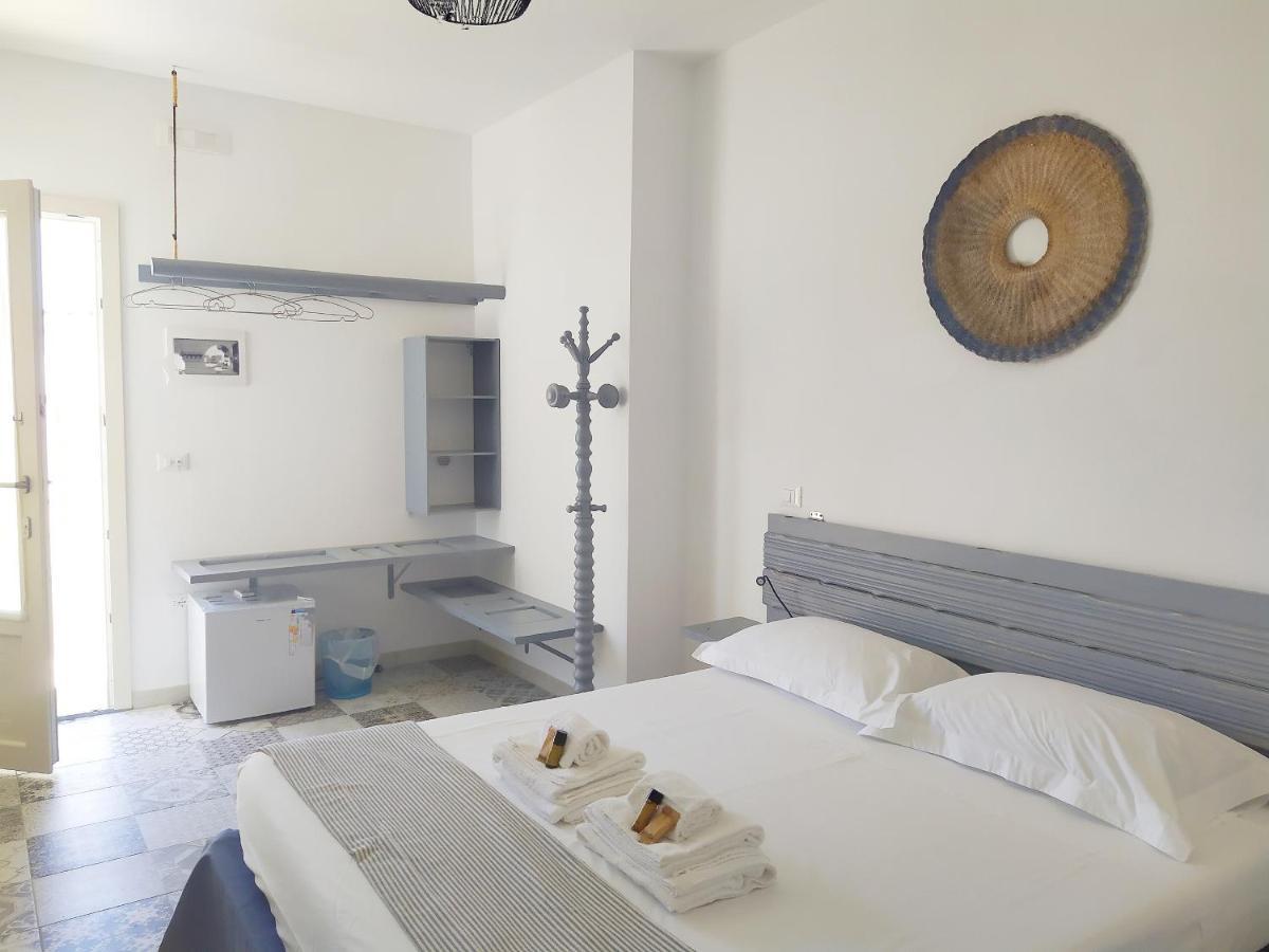 Li Perrini Boutique B&B Acquarica Exterior photo
